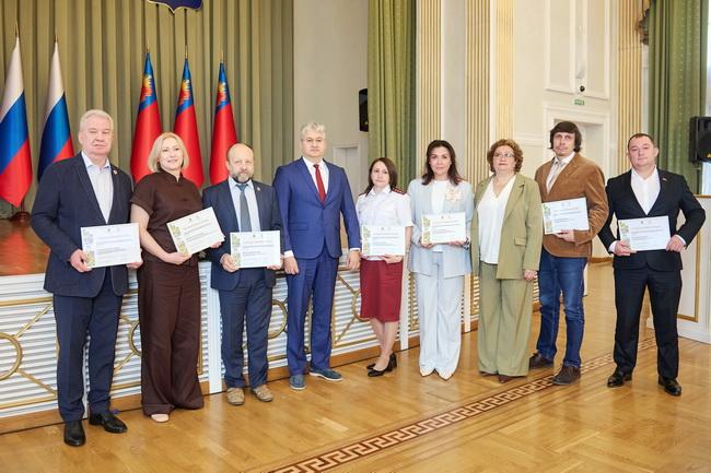 Благодарственные письма правительства региона и Кузбасской ТПП